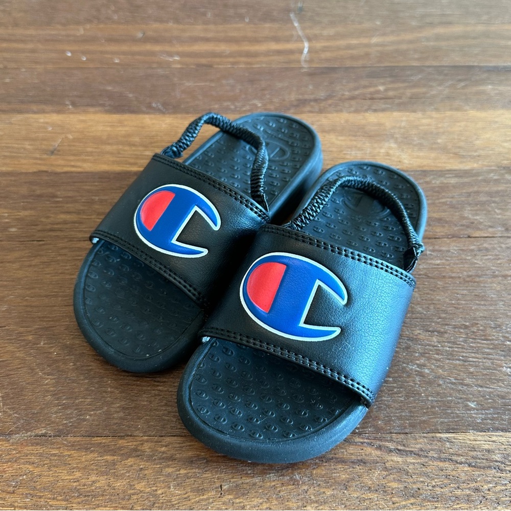 Champion Toddler Boys IPO Slides Sandals Size 10T Black Logo Pool Beach Shower